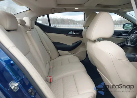 2016 Nissan Maxima 3.5 Platinum from USA, damaged, VIN 1N4AA6AP6GC411109